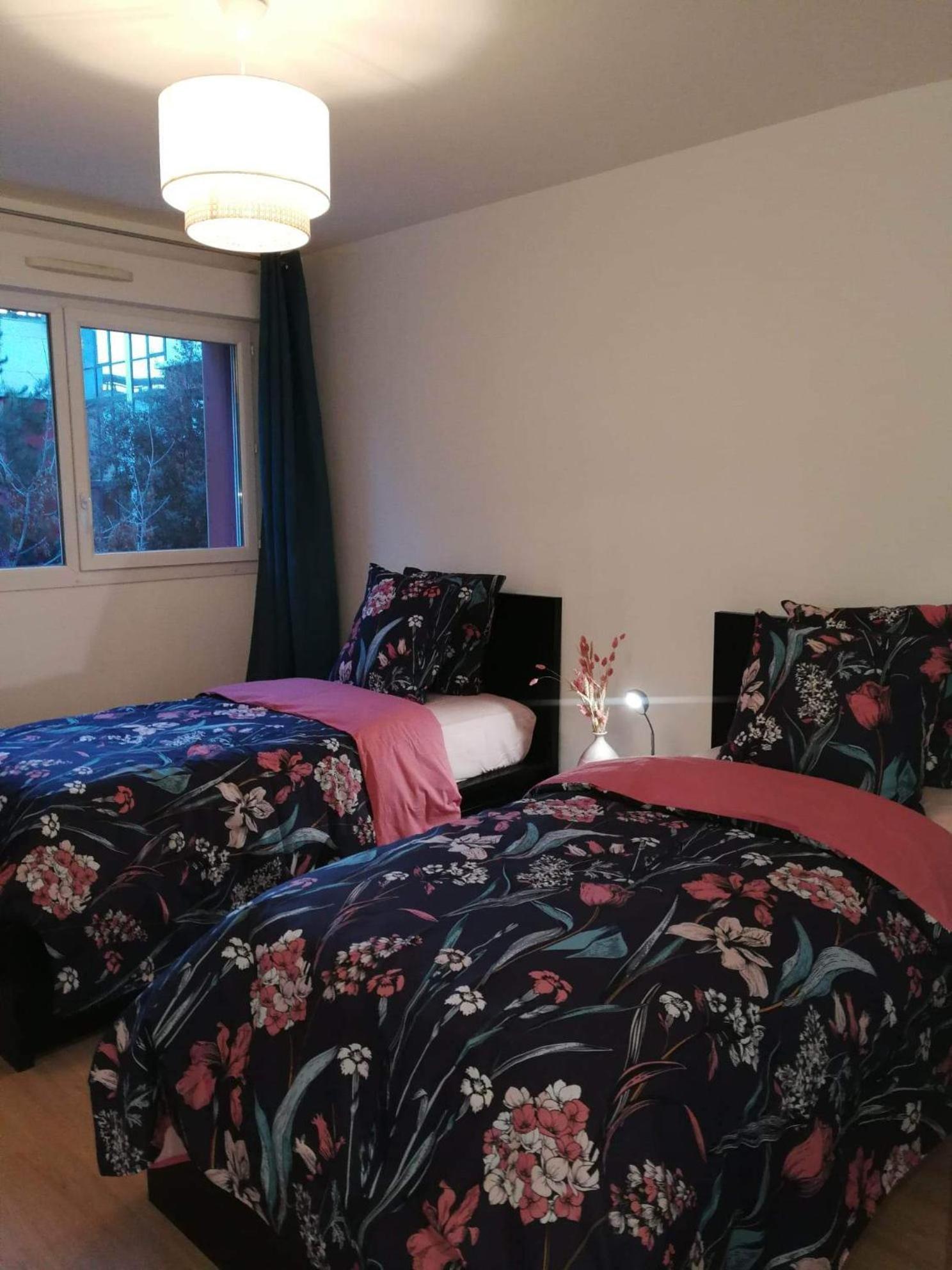 Bel Appartement Familial Сенон Екстериор снимка